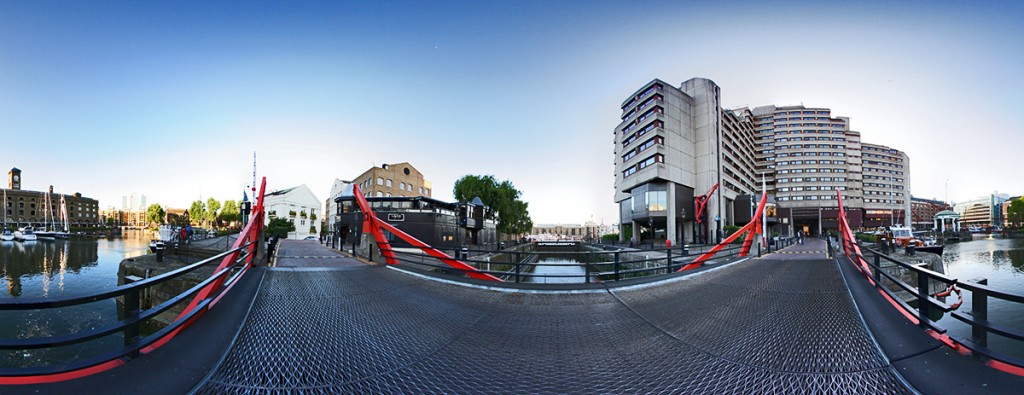 London Harbour Panorama - emotionsLess image